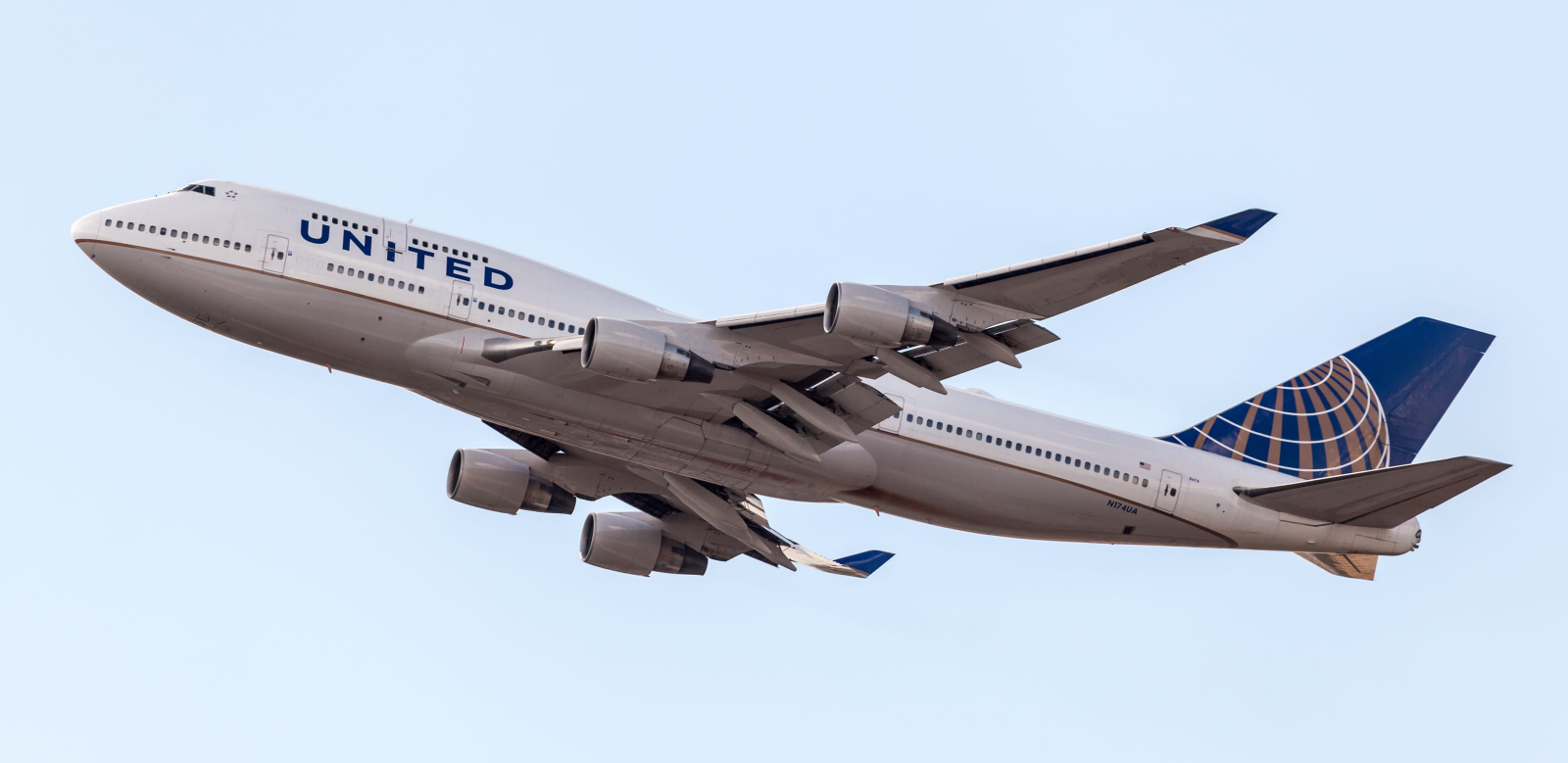 Photo of a United 747 airplane at Frankfurt, July 2025